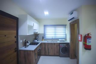 Picturesque 3-bedroom Apartment in Yaba - 1