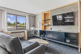 Everwild Canmore Hotel - 5