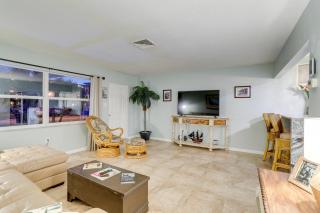 St Petersburg Home with Yard and Grill 2 Mi to Beach! - Redington Shores - 6