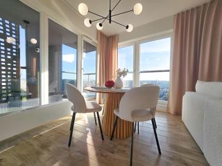 URBAN APARTMENTS LUXURY SKYLINE Sokolska Towers 30A, 2 Free Garages, Gym & Sauna, Self Check-in - Katowice - 8