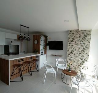 Apartamentos Avenida del malecón, frente al lago. Guatape - Guatapé - 5