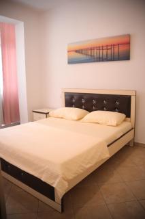 Pleasant apartment with free dedicated parking in Komuna e Parisit - Tirana - 3