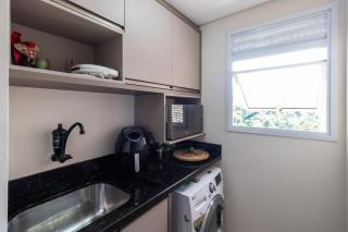 Apto a 10 min da Vila Germânica, dois quartos, salas de estar e jantar, cozinha completa, sacada com churrasqueira, Wi-Fi, Piscina, academia, mercadinho 24 horas e Vaga de garagem - 5