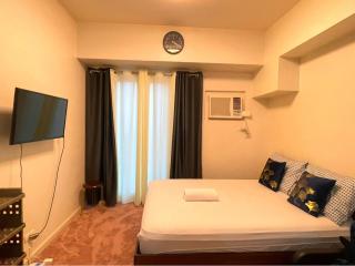 Condo in 8 ADRIATICO for Short-stay near UP Manila St Lukes & US Embassy - Manila - 0