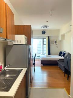 Condo in 8 ADRIATICO for Short-stay near UP Manila St Lukes & US Embassy - Manila - 2