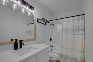 Condo near downtown Austin! - Austin - 9
