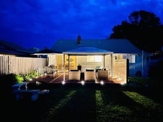 'The Zophey House' A Charming Coastal Cottage - Rosebud - 4