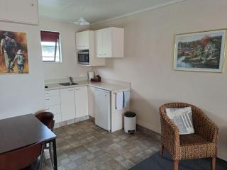 Commodore Motor Lodge - Ashburton - 3