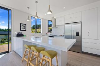 Karearea Views - Wanaka Holiday Home - Wanaka - 5