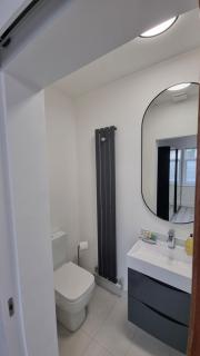 Stylish Suites with kitchenette - London Colney - 6
