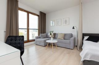 Beautiful Studio with Parking Warsaw Grzybowska by Noclegi Renters - Varsavia - 0
