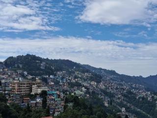 Crescent Resort, Darjeeling - 5