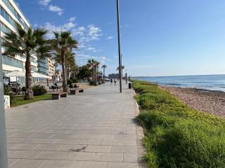 Big one bedroom apartment next to beach. - Torrevieja - 3