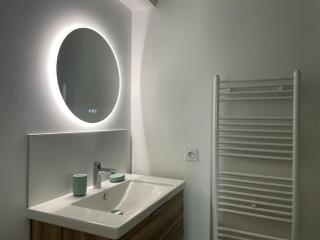 Hisse et Oh, T2 avec balcon vue port et parking - 7