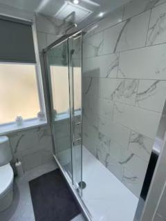 3 Bedroom House Brighouse - Brighouse - 1