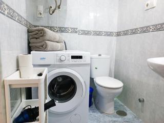 VER4 - Centro a 100 metros - Playa a 600 metros - Wifi - Piscinas - Fire Stick Amazon - Torremolinos - 3
