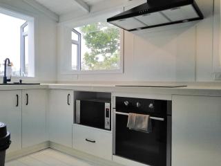 Large Family House 8 BR - Auckland - 2
