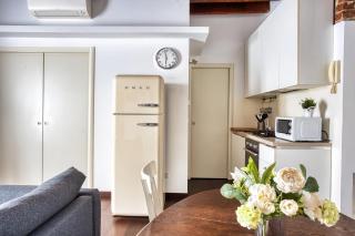JOIVY Tasteful flat near City Centre - Milan - 8