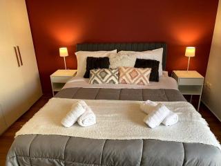 Spacious and Sunkissed 3BR & 2 Bathrooms Apartment - Atene - 3