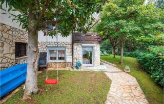 Amazing Apartment In Rovinj With Wifi - Rovinj - 4