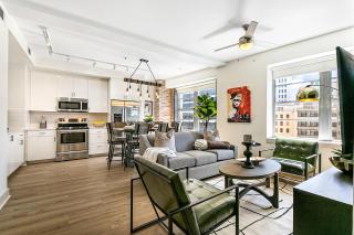 Chic 4Bed Oasis Steps from French Quarter Magic! - New Orleans - 5