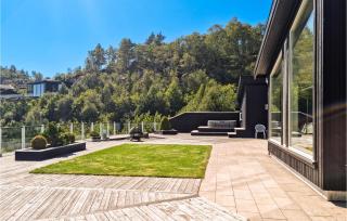 Stunning Home In Lyngdal - 9