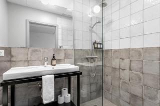 The Swan House by Heimaleiga - 8