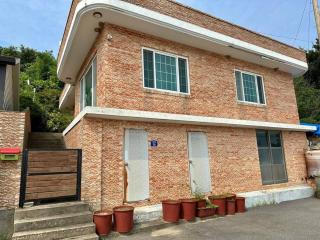 Gaedo Island Private House - Yeosu - 0