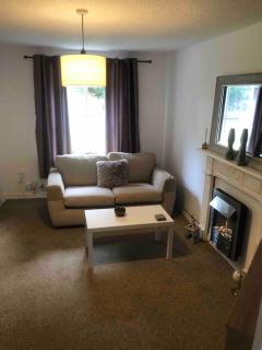 Bluebell House 2 bedroom with parking and garden - 7