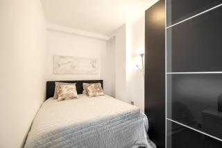Puerto Banus Front Line 2 bedroom apartment - Marbella - 4