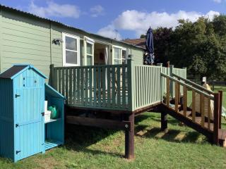 Muffins Meadow Shepherds Hut - Tillingham - 2
