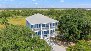 Pelican View Beach House - Private Beach!! - Ocean Springs - 0