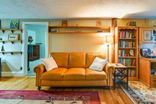 Canandaigua Getaway w/ Deck & Sunroom! - 8
