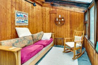 Canandaigua Getaway w/ Deck & Sunroom! - 4