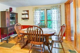 Canandaigua Getaway w/ Deck & Sunroom! - 2