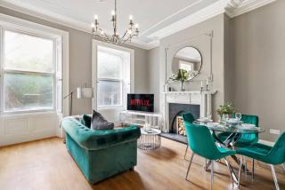 Lovely Central Wakefield Apartment - Parking - 9