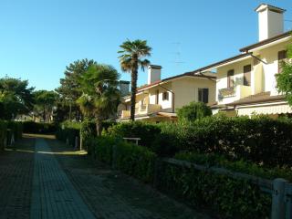 Precious villa with private garden and barbecue - Porto Santa Margherita - 4