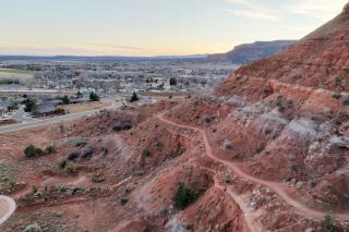 Hollywood Hangout - New West Properties - Kanab - 6