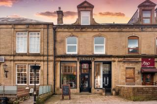 Albert Road Apartments Flat 2 - Colne - 0