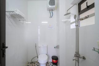 Fancy Hostel and Bar - 2