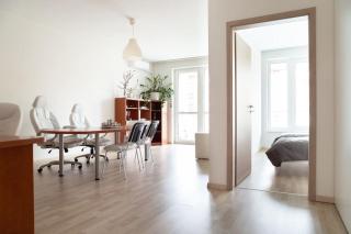 Great Tourist and Business Apartment - Bratislava - 0