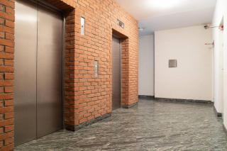 Great Tourist and Business Apartment - Bratislava - 9