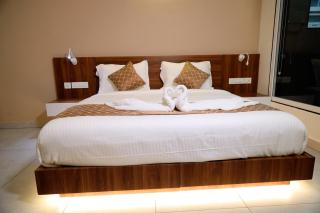 Blue Peaks Holiday Home Munnar - Munnar - 3