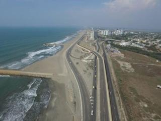 CASA CERCA A EL MAR CON PARQUEADERO - 1