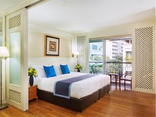 Centre Point Sukhumvit 10 - 7