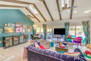 Colorful Austin Home with Covered Patio and Gas Grill! - Austin - 7