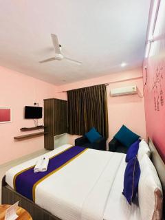 Hotel Golden Stays - Bangalore - 9