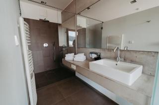 Hideaway an der Weinstraße - Pool & Sauna - Apartments AnDerLage - Spielfeld - 1