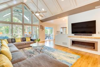 Blue Ridge Mountain Retreat Deck and Sunroom! - Fletcher - 6