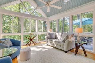 Blue Ridge Mountain Retreat Deck and Sunroom! - Fletcher - 5